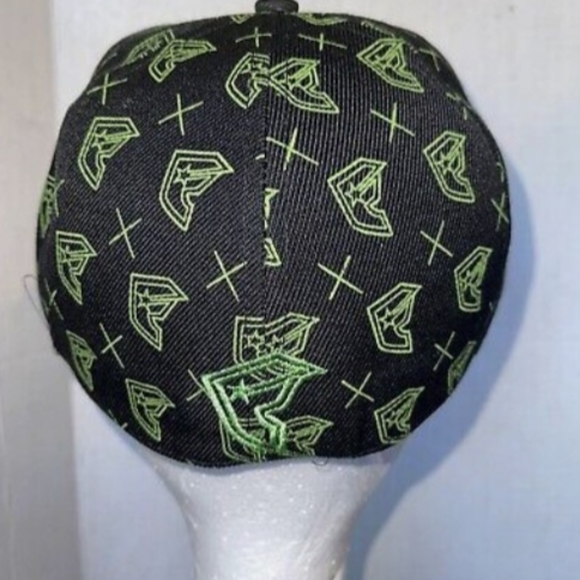 Famous Stars and Straps Fitted Black Green Embroidered Hat Cap - Picture 3 of 5